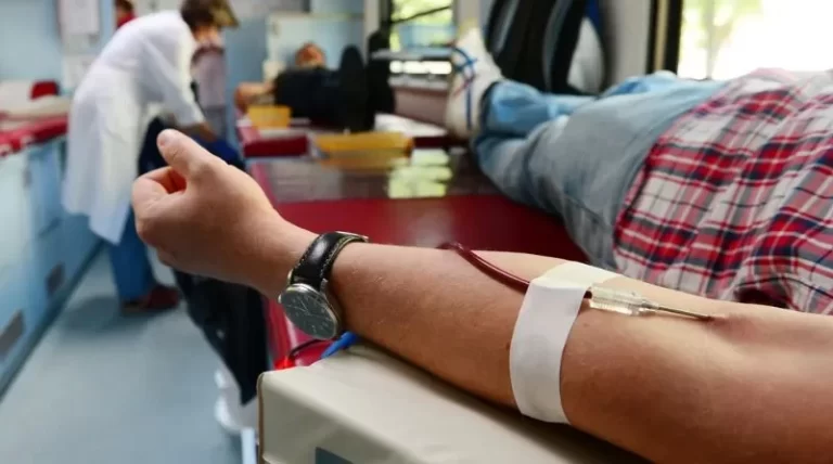 Bundestag-ul ridică interdicția privind donarea de sânge de către homosexuali